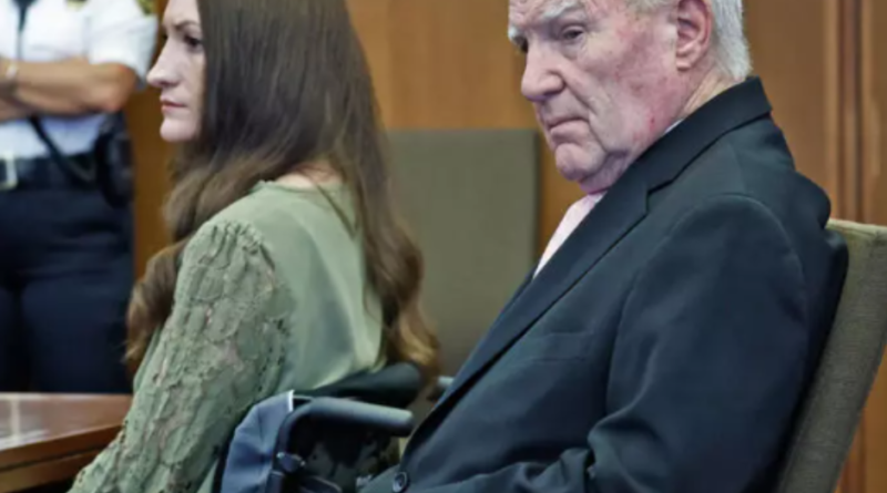 Lindsay Clancy, pictured here in court with her lawyer, Kevin Reddington, was on trial for the murder of her three young children. © Greg Derr, AFP (Pool)