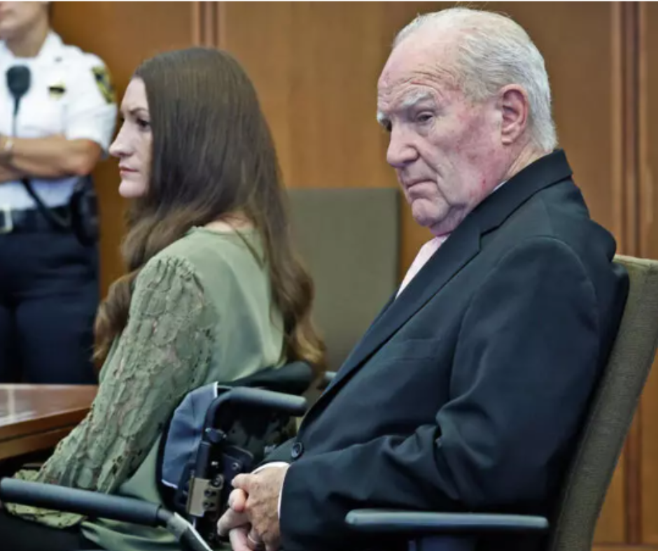 Lindsay Clancy, pictured here in court with her lawyer, Kevin Reddington, was on trial for the murder of her three young children. © Greg Derr, AFP (Pool)